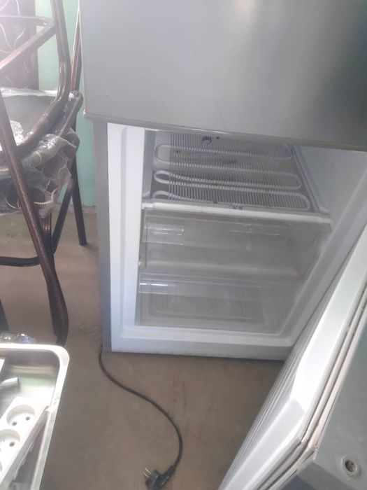 Xaladelnik va Marazilnik sotiladi