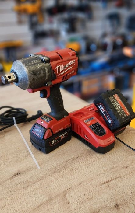 Milwaukee Гайкаверт M18