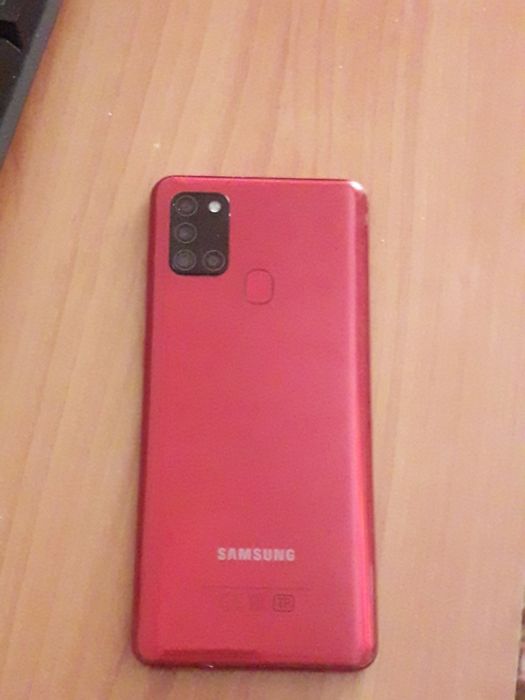 Продам смартфон Samsung Galaxy A21s  Red