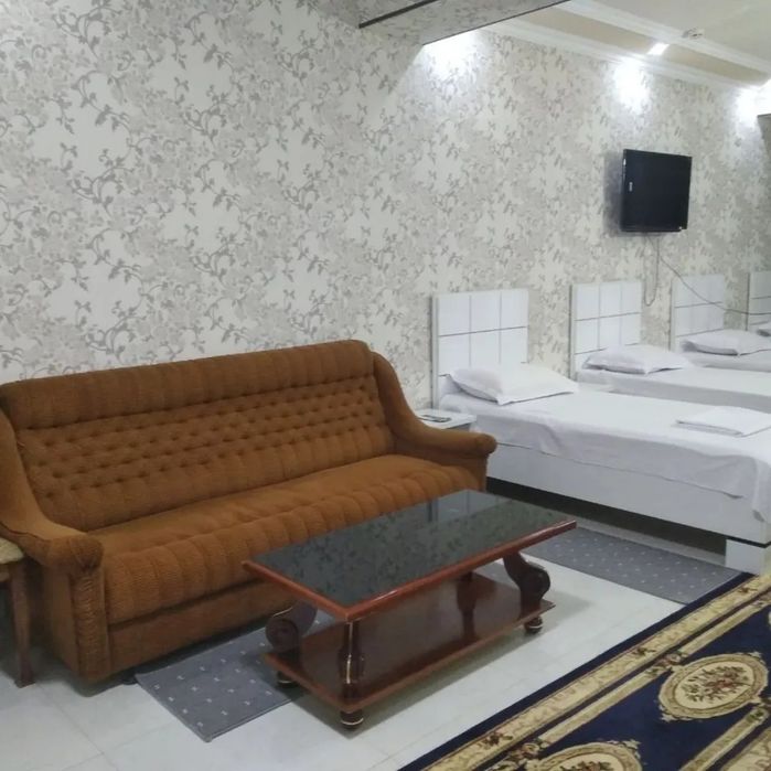 Квартира 3 хоналик 120 кв.м Мехмонхона хам бор ойлик ва кунлик ижарага