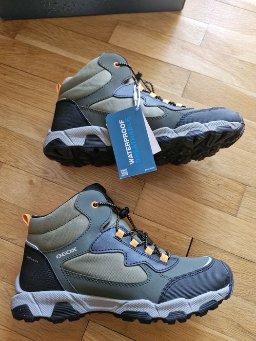 Нови  боти Geox номер 37