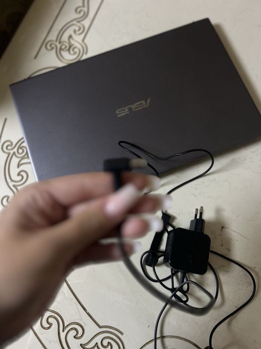 Продам , ноутбук