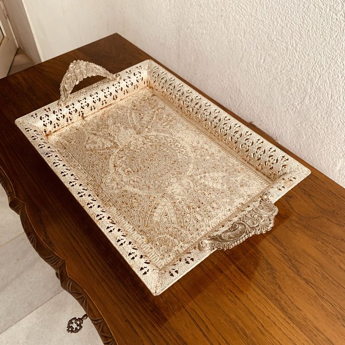 Винтидж посребрена резбовна фрутиера