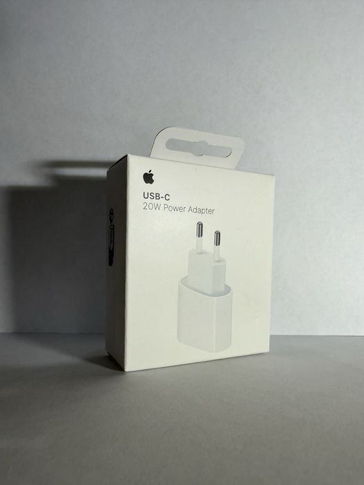 Оригинальный адаптер питания и кабель Apple USB-C