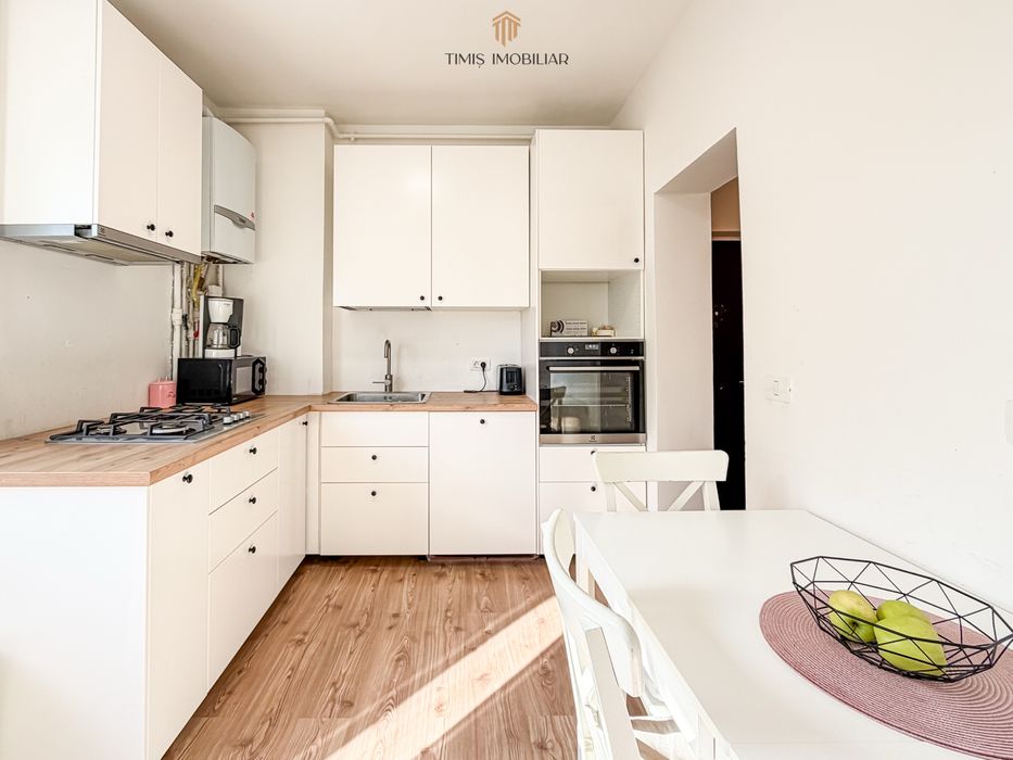 Apartament 5 camere, 125 mp – lângă Facultatea de Drept, Complex Studențesc, comision 0.