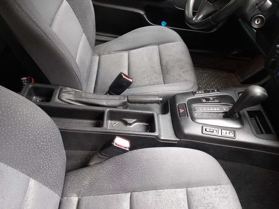 Салон за E36 Compact и много други дреболии