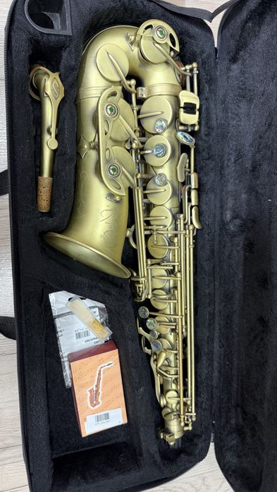 Продам саксофон альт Сельмер . Selmer