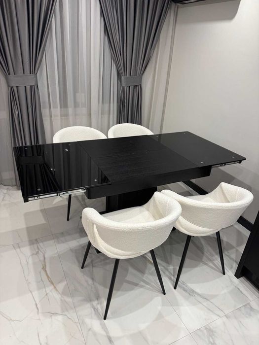 Черна разтегателна маса 180/80