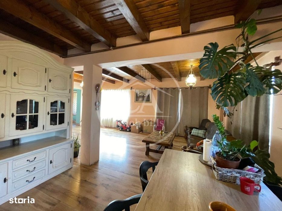 Casa de vânzare cu 4 camere de tip D+P+M in zona Cheriu, Bihor