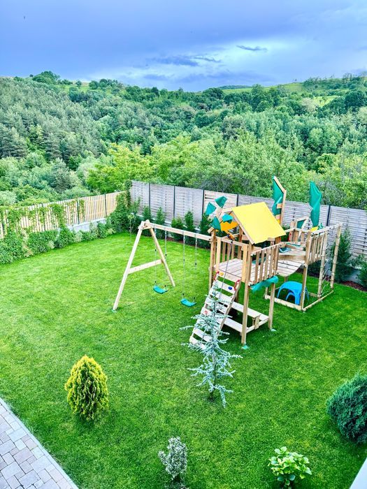 Cabana de inchiriat - cu piscină si jacuzzi INDISPONIBILA REVELION