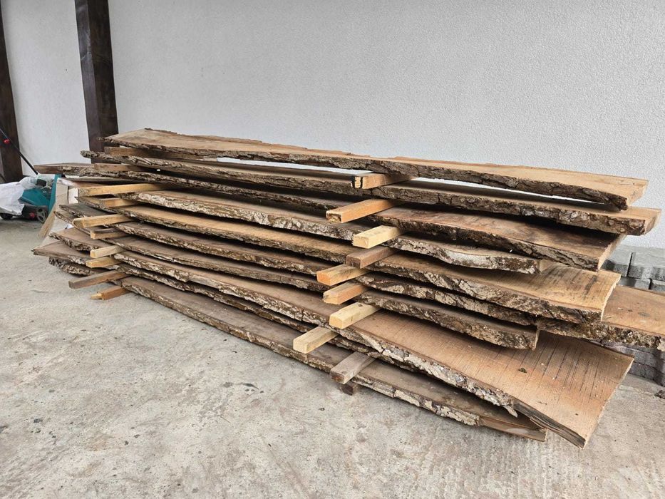 Cherestea nuc, nefasonata, uscata 3 ani