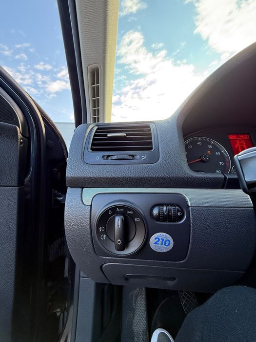 VOLKSWAGEN Golf 2008 — imagine 13