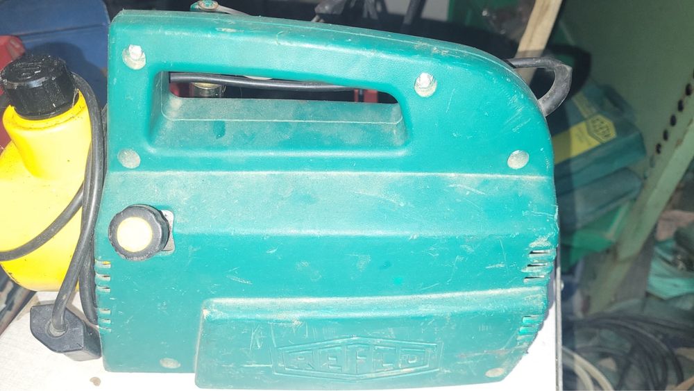 Вакуумна помпа REFCO