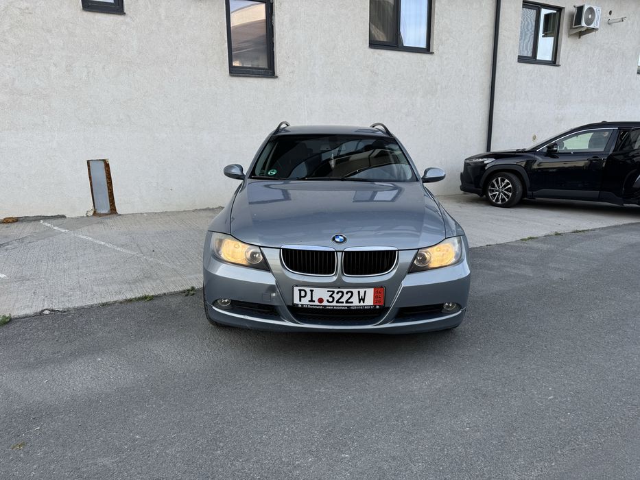 Vand Bmw E91 320 Dissel pret 2450 Euro