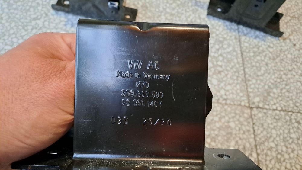 Релси и захвати за багаж VW Passat B8 B8.5 Variant