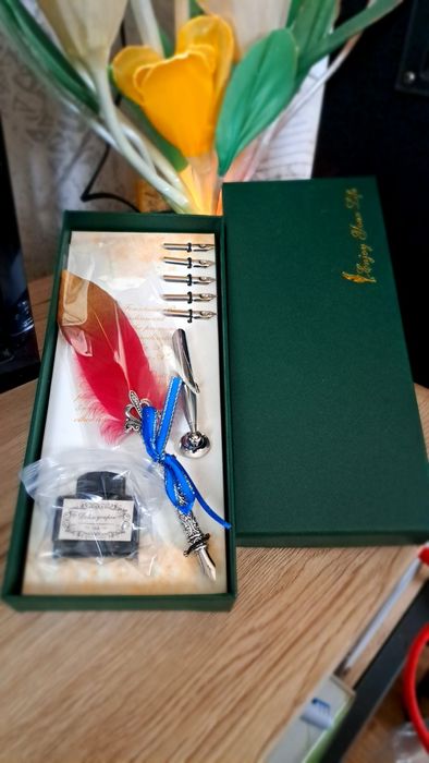 Нов Луксозен Калиграфски подаръчен комплект