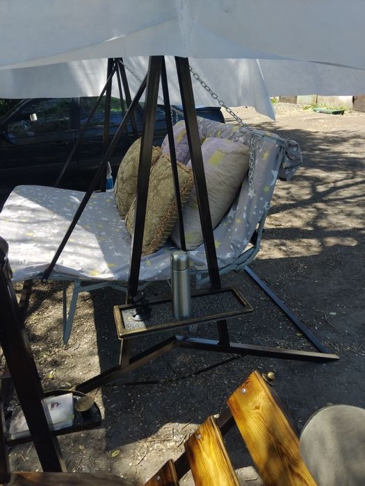 Качели новые для дома и сада.