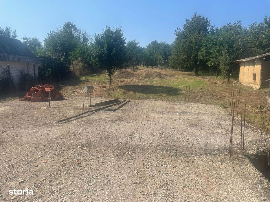 Teren intravilant în Cadea