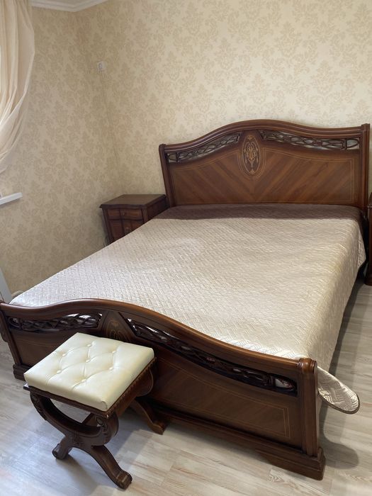 Продам спальный гарнитур Малайзия!