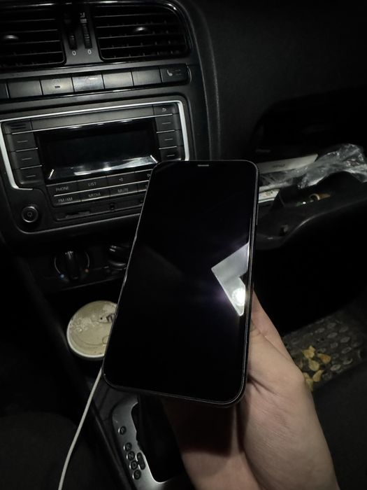 iphone 11 64gb 70% батарея