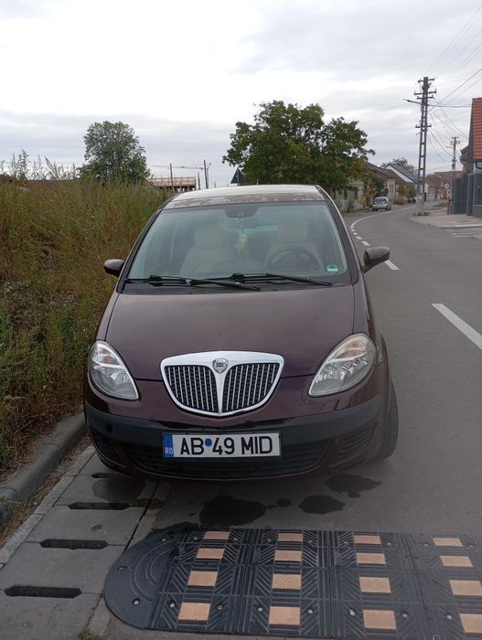 Vând Lancia Musa