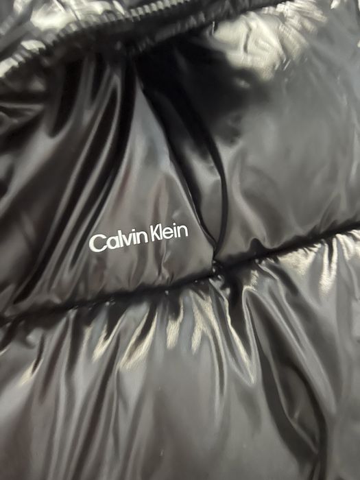 Яке пухенка calvin klein