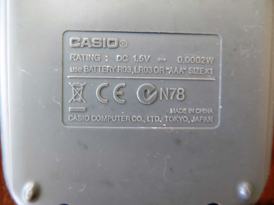 Научен калкулатор Casio fx-82ES PLUS