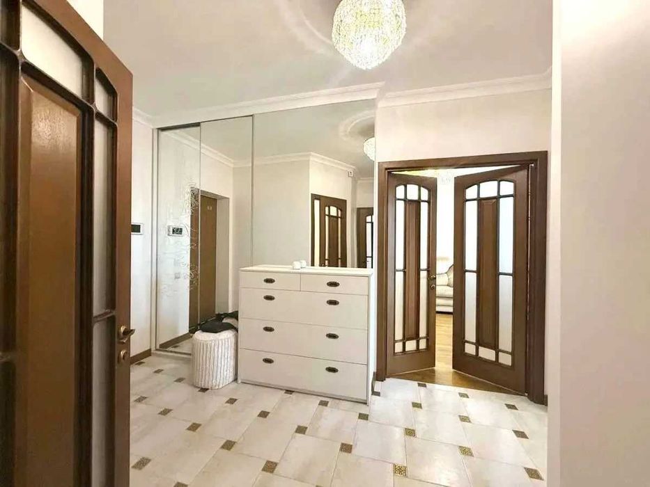 Дава се под наем Двустаен апартамент в София, Зона Б-18 - 65 кв.м за 510 € - Снимка #3