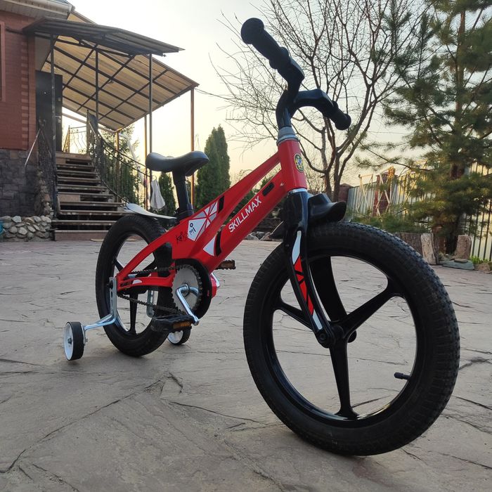 Велосипед велик для девочки или мальчика Skillmax. Размер 16.
