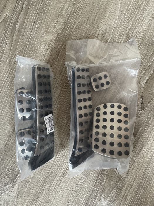 AMG Педали (спортни) за Мерцедес W203 W204 W211 W212 W210