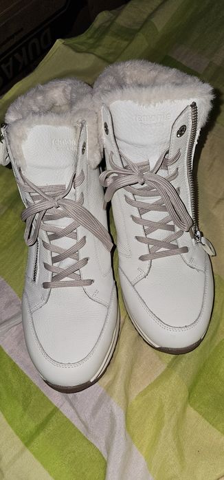 Дамски зимни ботички Remote TEX бели 41