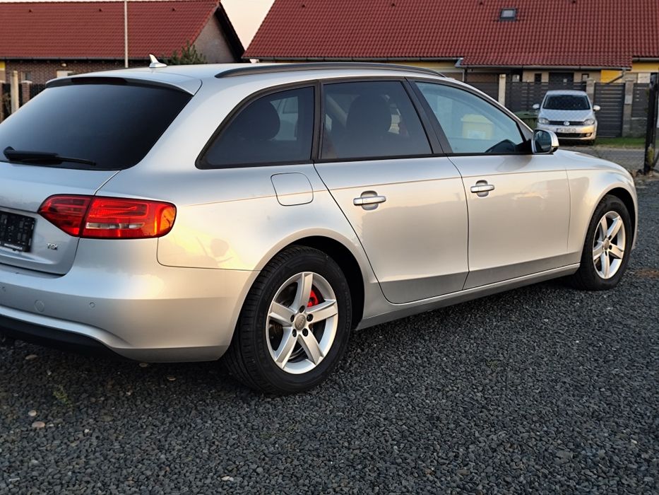 AUDI A4 Avant 2012 — imagine 4