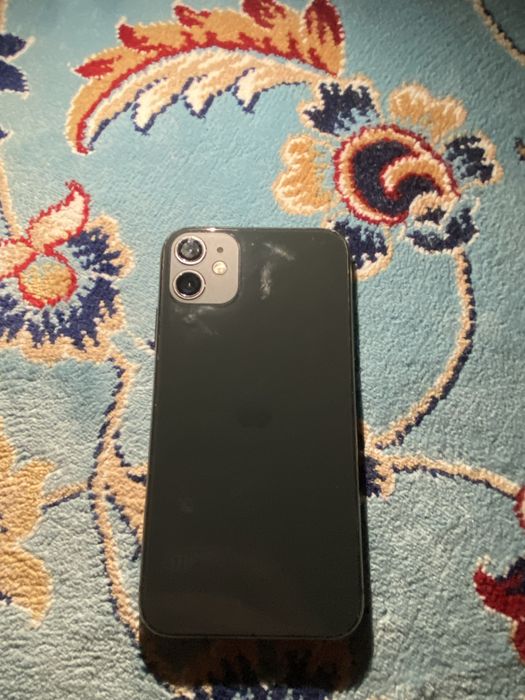 iPhone 11 64/75AKB