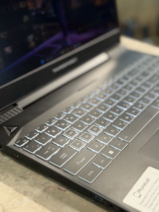 Thunderobot ноутбук / PhoneLab