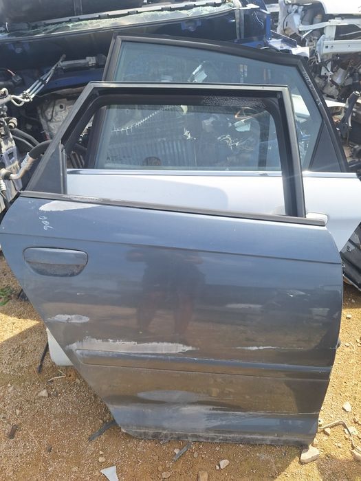 Задна дясна врата Audi A3 8P / Ауди А3 8П 2006г.