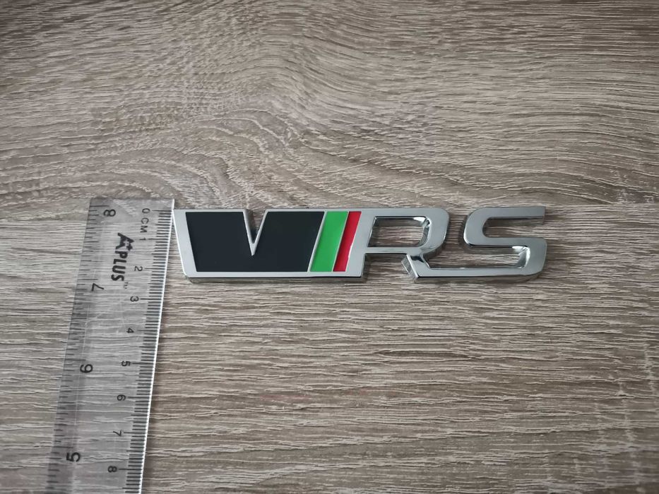 Skoda VRS шкода ВРС надписи за решетка черно със сребристо