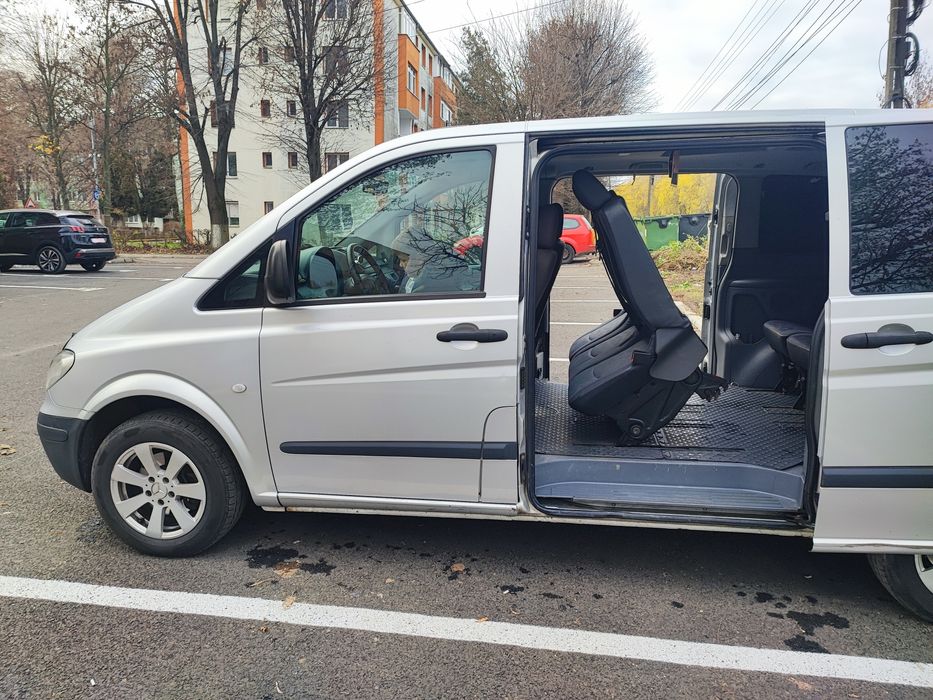 Mercedes Benz Vito 7+1 2009 manual