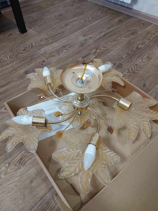 люстра большая потолочная