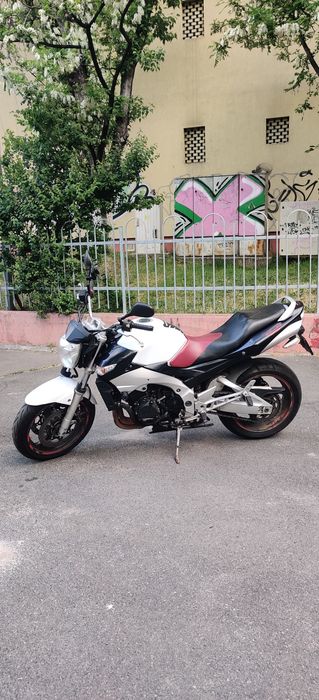 Suzuki GSR 600 - 2007