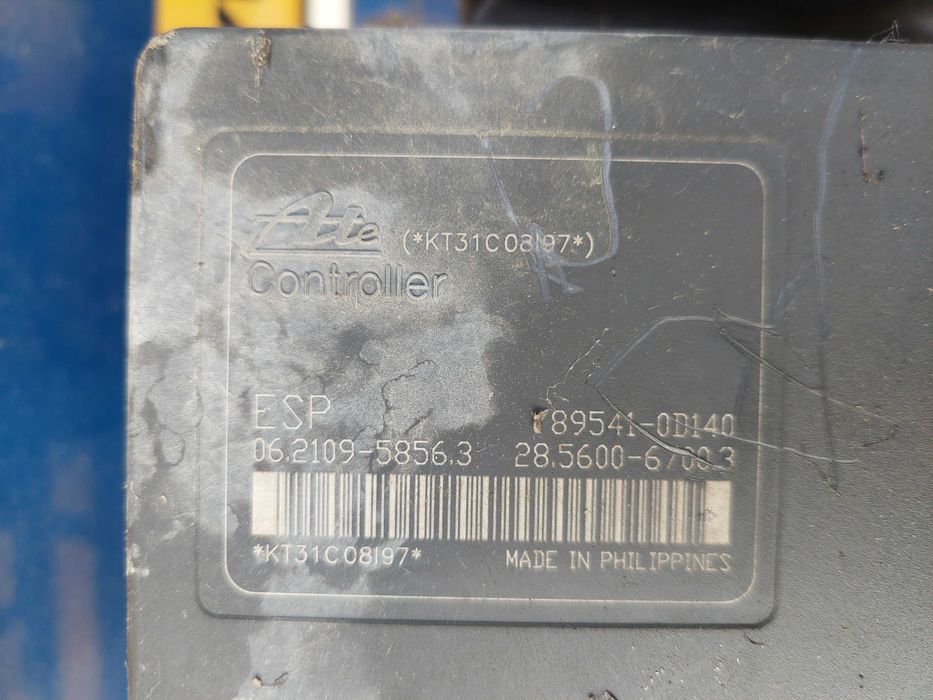 ABS помпа- 44540-0D110 за Тойота Ярис - 1.0 - 69к.с - 2011г.