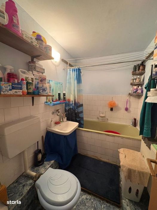 Apartament 3 camere, 64 mp utili, etaj 4/4 – acoperis , orientare ve