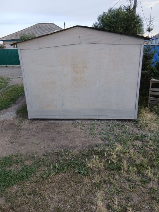 Продам гаражи металлические