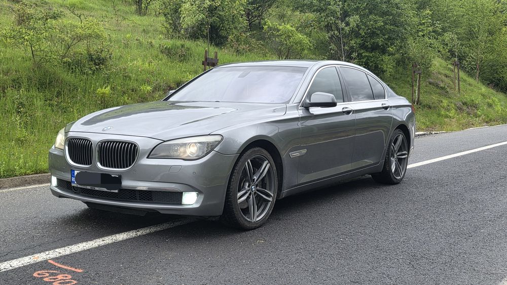 BMW 730D  An 2009 Euro 5 motor 3.0D 245CP  proprietar fiscal pe locc impecabilă