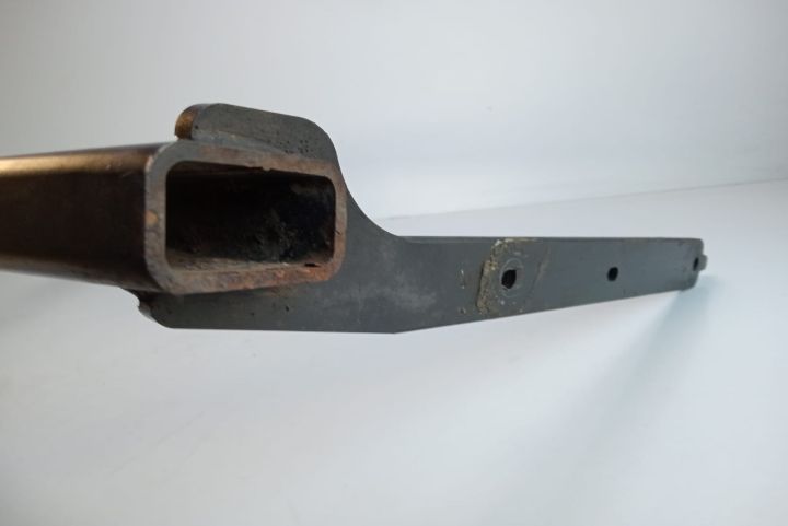 Carlig remorca 1K5803881A Volkswagen VW Jetta a 5-a generatie seria