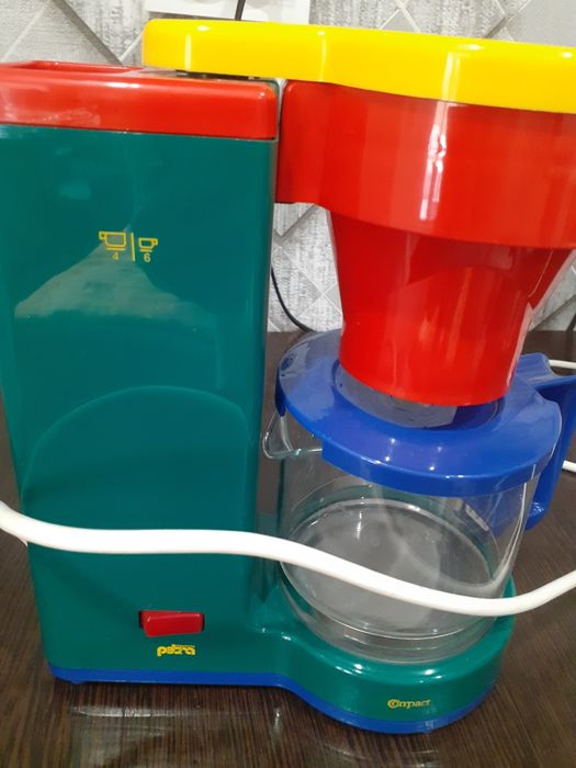 Продам кофеварка Германия