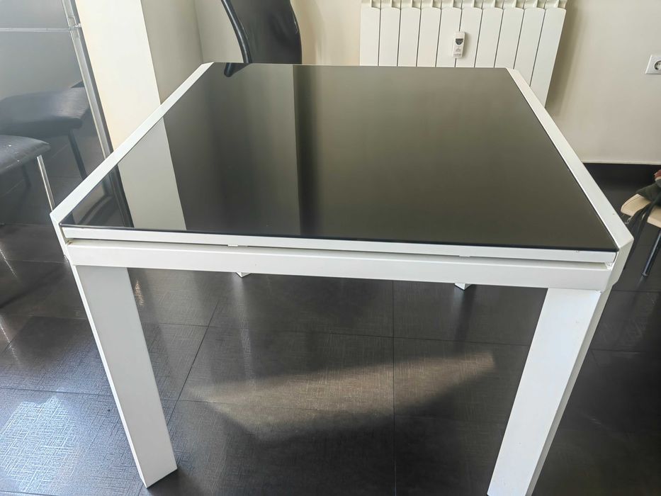 Разтегателна Кухненска Маса