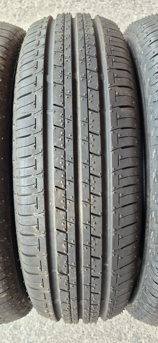 4 anvelope vara noi Bridgestone 175/60/16.Pretul este pe bucata.