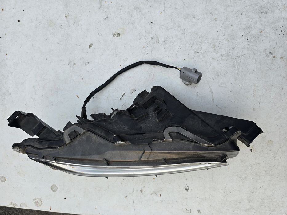 Halogen dreapta impecabil lexus rx 450h lift 2020-2023