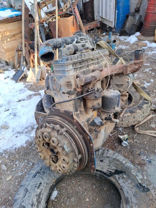 Мотор МТЗ 80      .