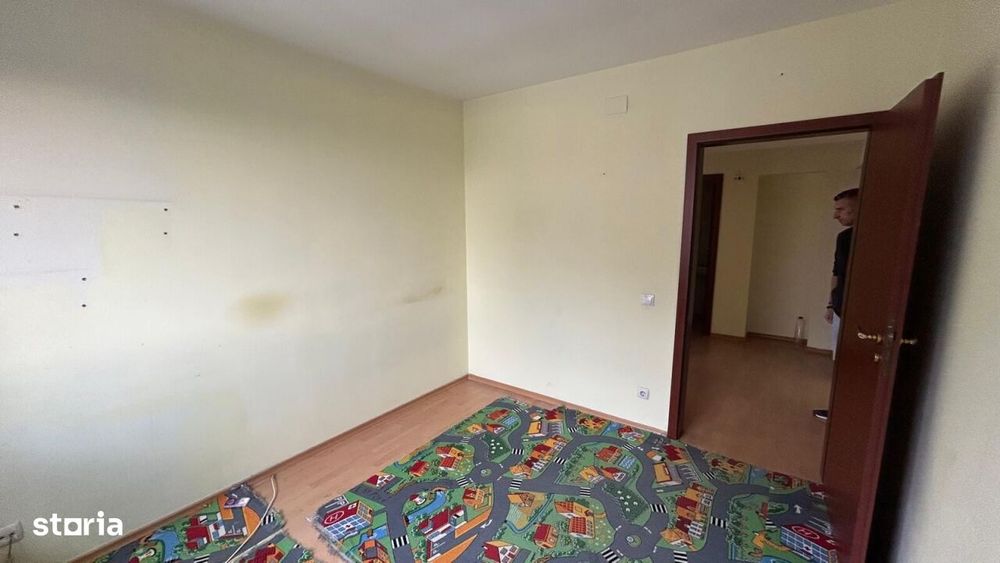 Apartament 3 camere S4 str Savinesti